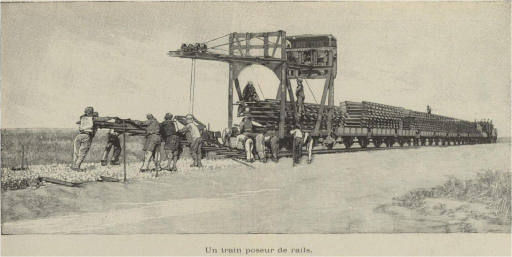 Un train poseur de rails en Tunisie. 1898